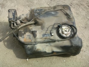 Ford Focus 1998-Tank-7000.-